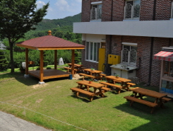 백선바오로의집 프로그램실 야외쉼터 이미지